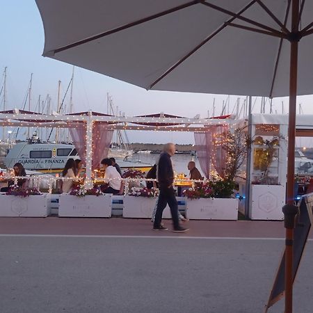 Appartamento 50 Mt Dal Mare Lido di Ostia Exterior foto