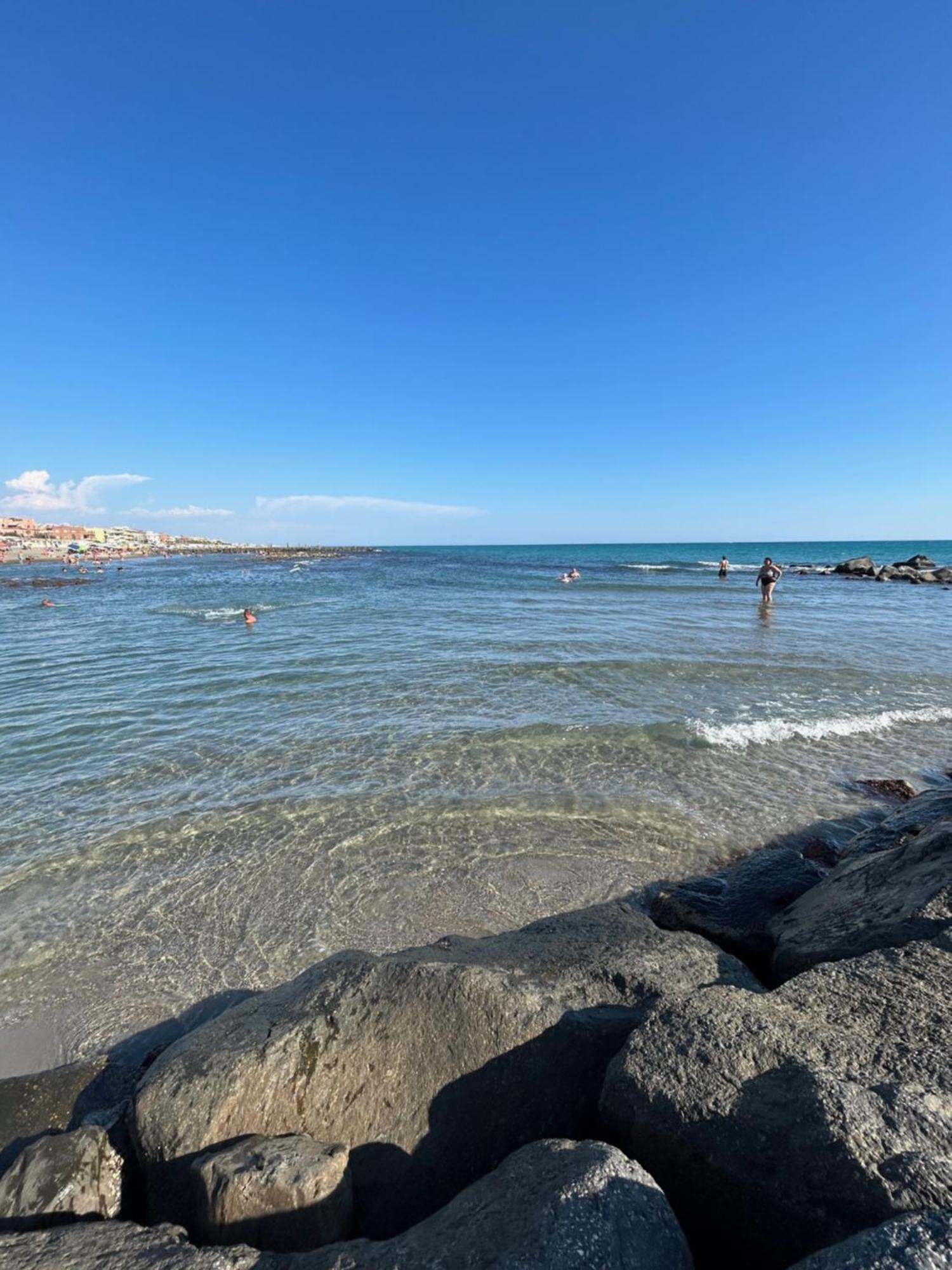 Appartamento 50 Mt Dal Mare Lido di Ostia Exterior foto